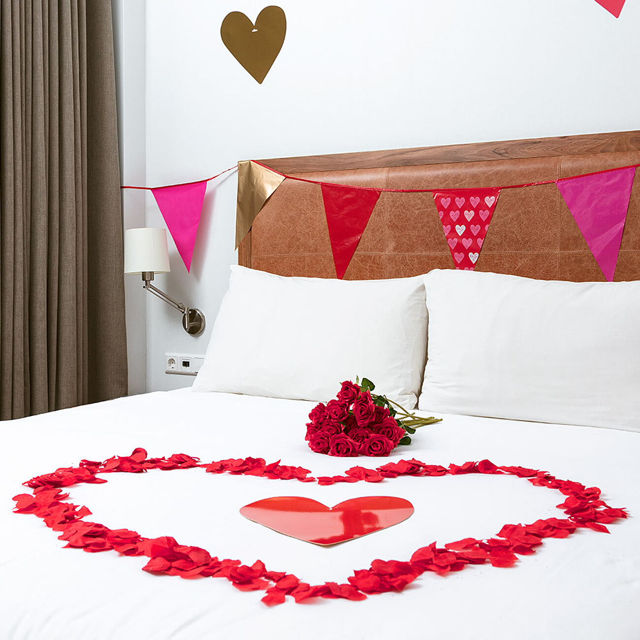 Ruusunterlehdet, 288 kpl