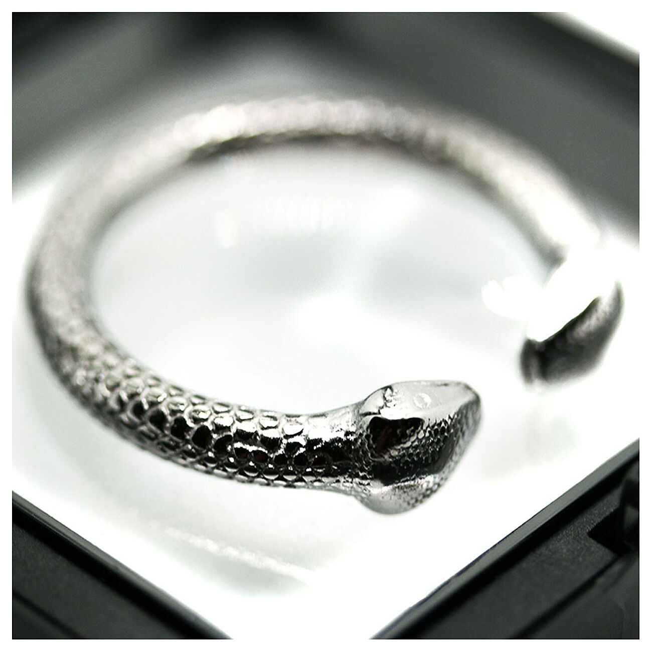 Kiotos - Metallinen terskarengas, hopea