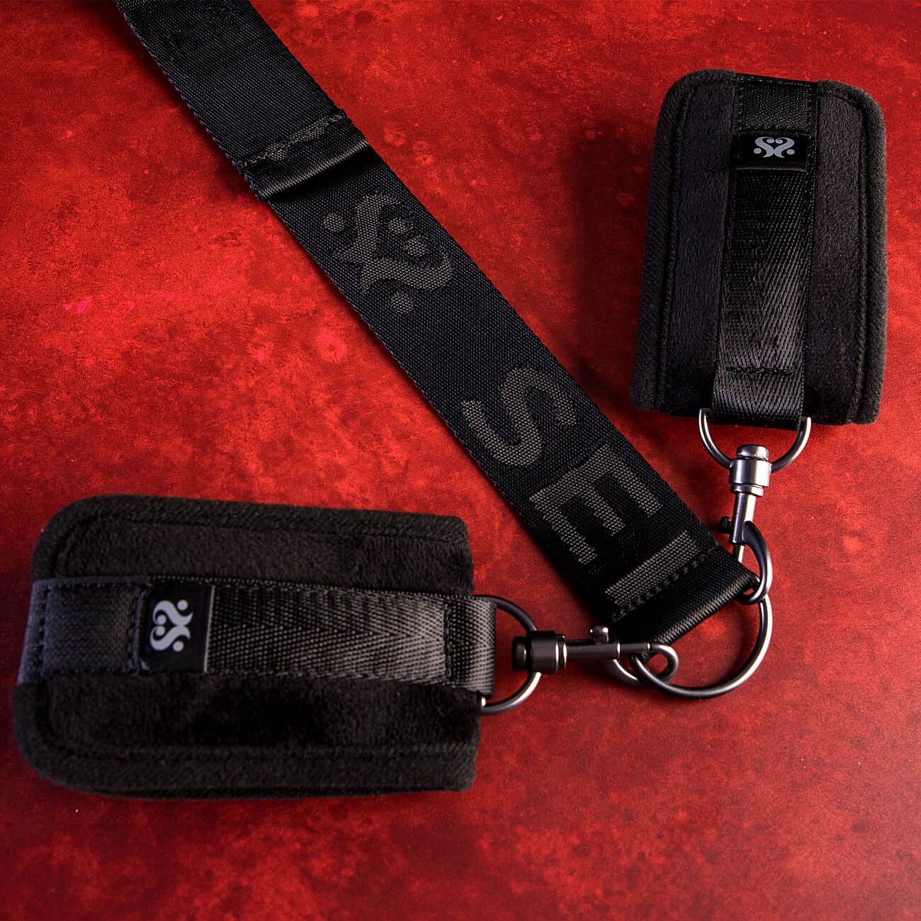 SEI MIO Neck Firmly in Check - Kaulapanta ja ksikahleet