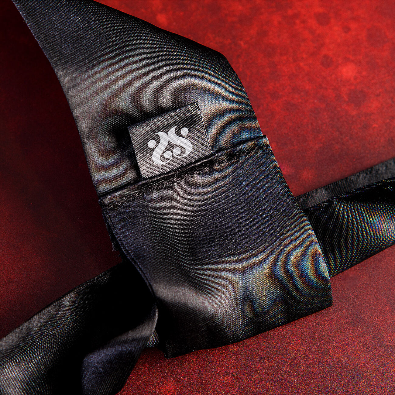 SEI MIO Nights in Tied Satin - Sidontaliina