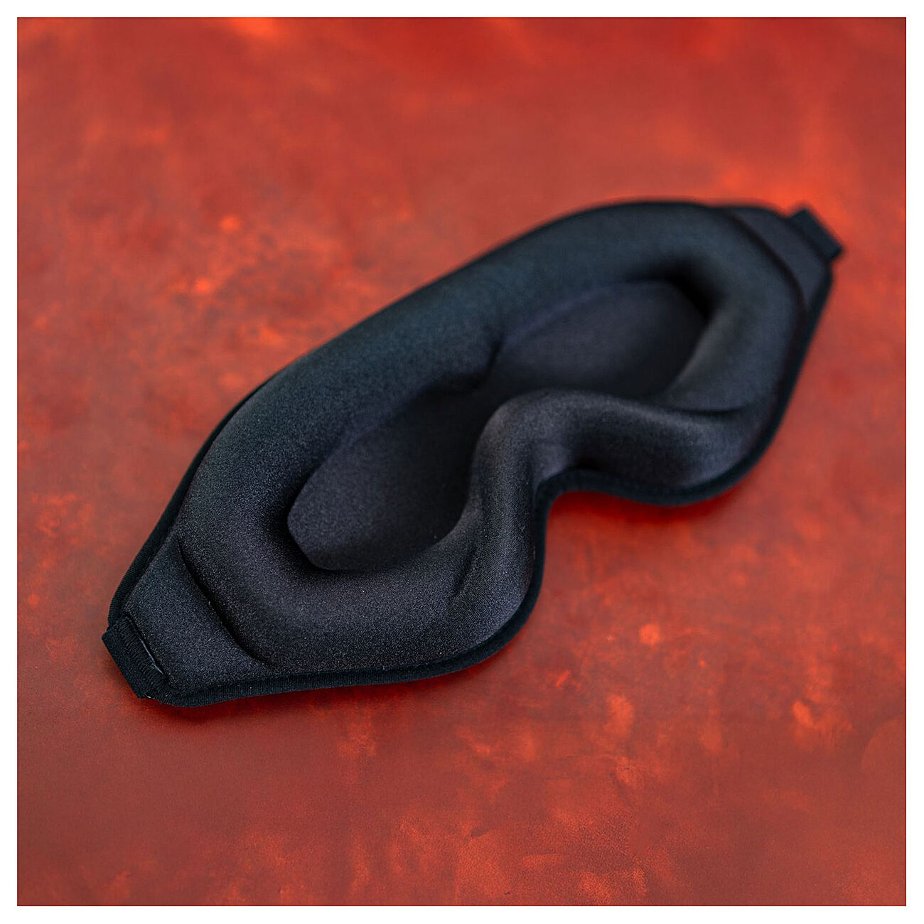 SEI MIO Total Eclipse - Muotoiltu silm�maski