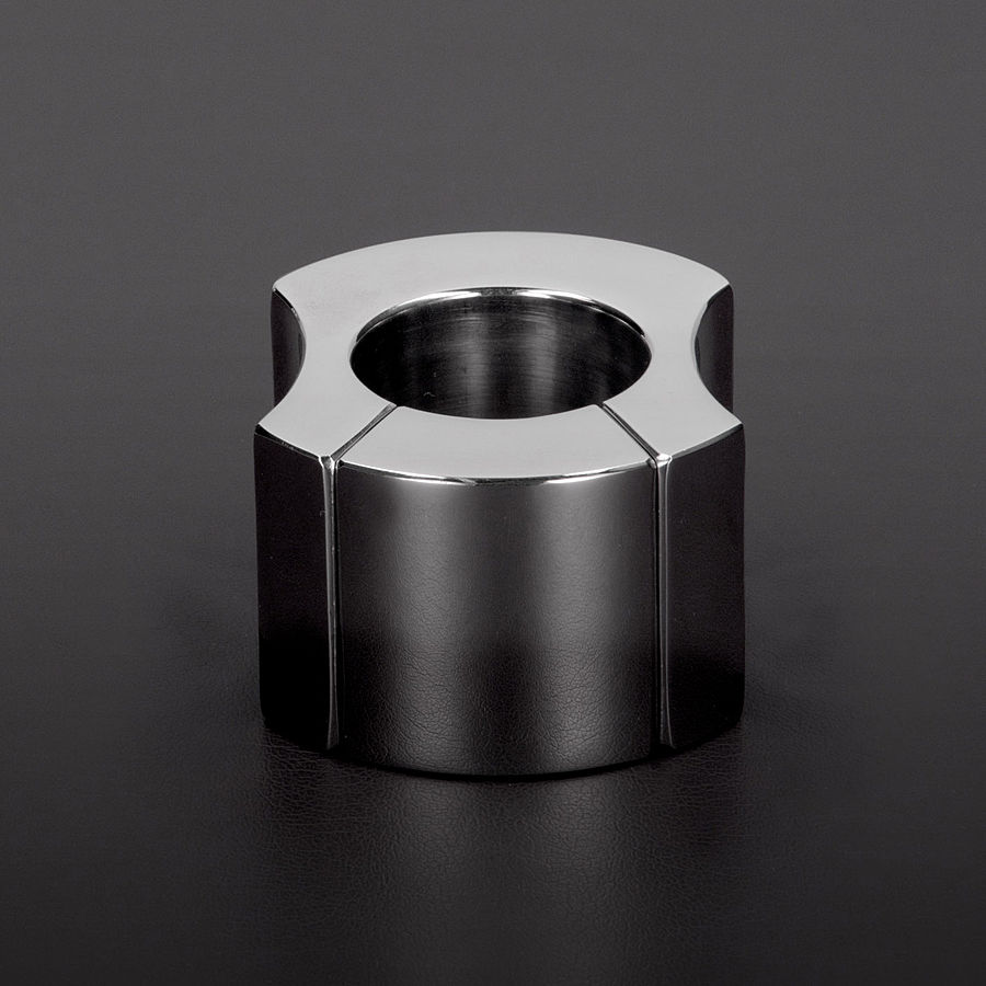 Steel - Magneettinen kivesvenytin 